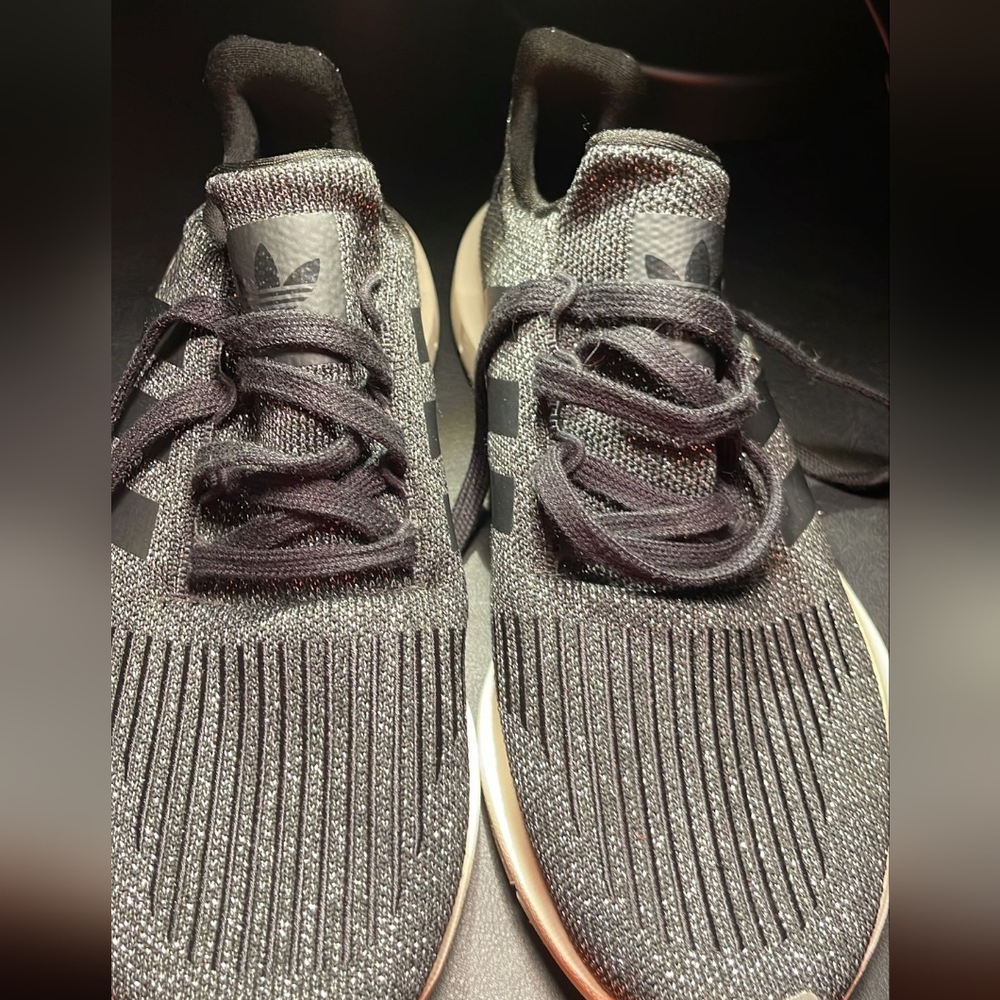 Adidas - Sneakers